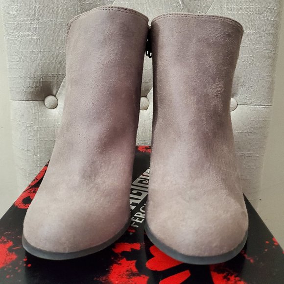 Fergalicious "Punch" booties - Picture 3 of 6